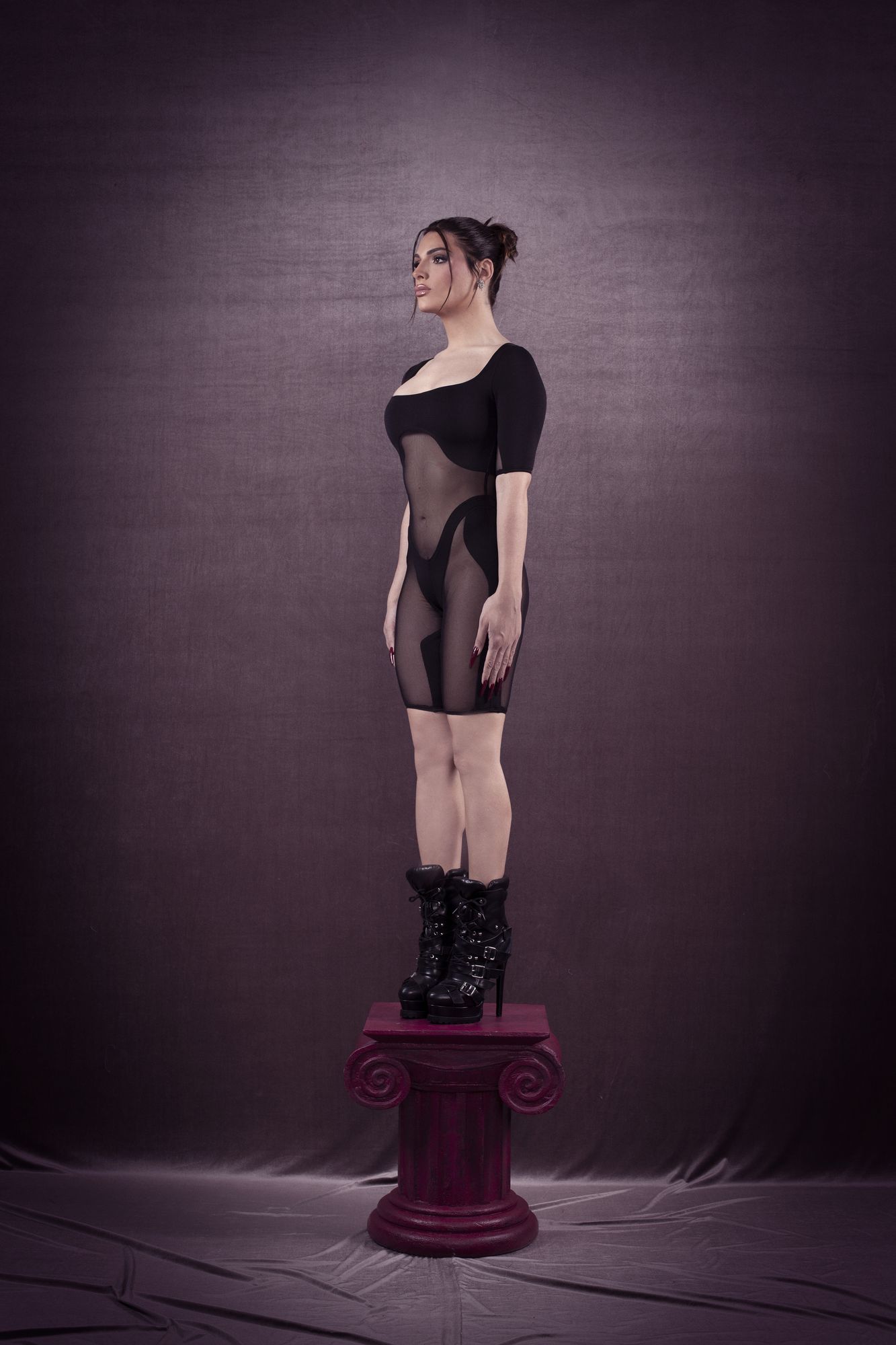 mono ciclista negro neopreno elástico tul tiro alto cortes Antonio Velasco Madrid transparencia