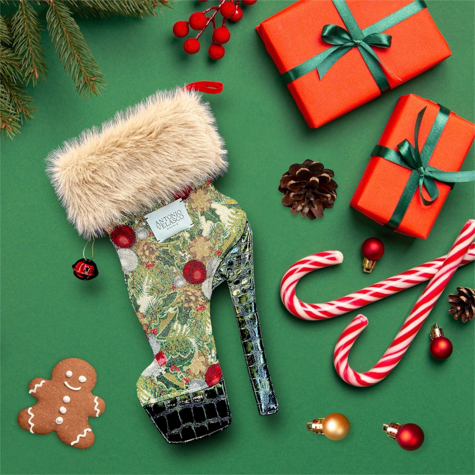 Bota de navidad calcetín pleaser tacón high heel christmas stocking fake fur pelo colgar adorno